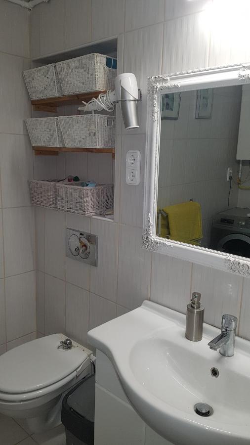 דירות בודפשט Csaladi Haz מראה חיצוני תמונה